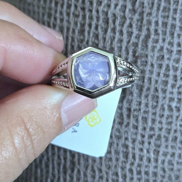 Kendra Scott Lavender💜 "Davie" Intaglio Butterly🦋 Ring💍 - NWT - Picture 11 of 16